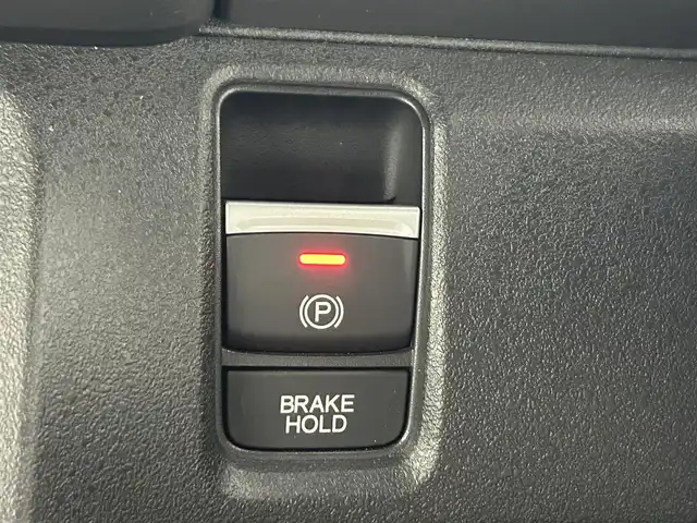 ホンダ Ｎ ＢＯＸ カスタム ターボ コーディネートS 熊本県 2024(令6)年 0.6万km パールⅡ 禁煙車　/純正9インチナビ（ＣＤ・ＤＶＤ・フルセグ・ＢＴ・ＳＤ・ＡｐｐｌＣａｒＰｌａｙ・ＡｎｄｒｏｉｄＡｕｔｏ・USB）/バックカメラ　/社外前方ドライブレコーダー　/ビルトインＥＴＣ　/両側パワースライドドア　/前席シートヒーター/衝突軽減ブレーキ/レーンキープアシスト/踏み間違い衝突軽減システム/車線逸脱警報/横滑り防止/アイドリングストップ/前後クリアランスソナー/ハーフレザーシート/ブレーキホールド/純正フロアマット/純正１５インチAW/オートライト/LEDヘッドライト/スマートキー/プッシュスタート/スペアキー1本