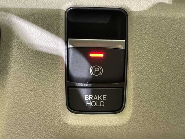 ホンダ Ｎ ＢＯＸ 愛媛県 2024(令6)年 0.1千km クリスタルブラックパール ナビ装着用スペシャルパッケージ/ホンダセンシング／アダプティブクルーズコントロール／片側電動スライドドア／ステアリングスイッチ／ＬＥＤヘッドライト／オートライト／スマートキー／プッシュスタート／禁煙車