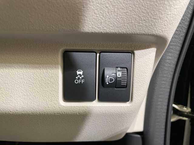 ホンダ Ｎ ＢＯＸ 愛媛県 2024(令6)年 0.1千km クリスタルブラックパール ナビ装着用スペシャルパッケージ/ホンダセンシング／アダプティブクルーズコントロール／片側電動スライドドア／ステアリングスイッチ／ＬＥＤヘッドライト／オートライト／スマートキー／プッシュスタート／禁煙車