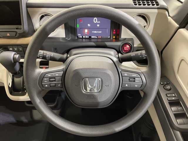 ホンダ Ｎ ＢＯＸ 愛媛県 2024(令6)年 0.1千km クリスタルブラックパール ナビ装着用スペシャルパッケージ/ホンダセンシング／アダプティブクルーズコントロール／片側電動スライドドア／ステアリングスイッチ／ＬＥＤヘッドライト／オートライト／スマートキー／プッシュスタート／禁煙車