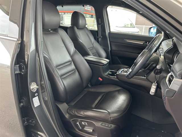 マツダ ＣＸ－８ XD Lパッケージ 道東・釧路十勝 2018(平30)年 7.6万km マシーングレープレミアムM メーカーオプション/・360°ビューモニター/・パーキングセンサー/・地デジTV/DVD/CD/・BOSEサウンドシステム/4WD/ターボ/アドバンスドスマートシティブレーキ/ブラインドスポットモニタリング/パーキングセンサー/レーダークルーズコントロール/スマートブレーキサポート/レーンキープアシスト/純正SDナビ/フルセグTV/【CD/DVD/Bluetooth/USB/AUX】/ETC2.0/ドライブレコーダー/パワーバックドア/レザーシート/1列目パワーシート/1列目/2列目シートヒーター/ステアリングヒーター/オートライト/アダプティブLEDヘッドランプ/シグネチャーLEDランプ/225/55R19インチ純正AW/プッシュスタート/スマートキー/純正フロアマット
