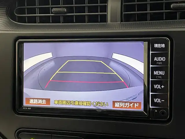 トヨタ アクア L 愛知県 2018(平30)年 4.9万km スーパーホワイトⅡ 純正ナビ　ＴＶ　Ｂｌｕｅｔｏｏｔｈ　ＡＵＸ　ラジオ　ＣＤ　バックカメラ　ビルトインＥＴＣ　前後ドライブレコーダー　電動格納ミラー　純正フロアマット　シガーソケット　オートエアコン　エコモード　禁煙車