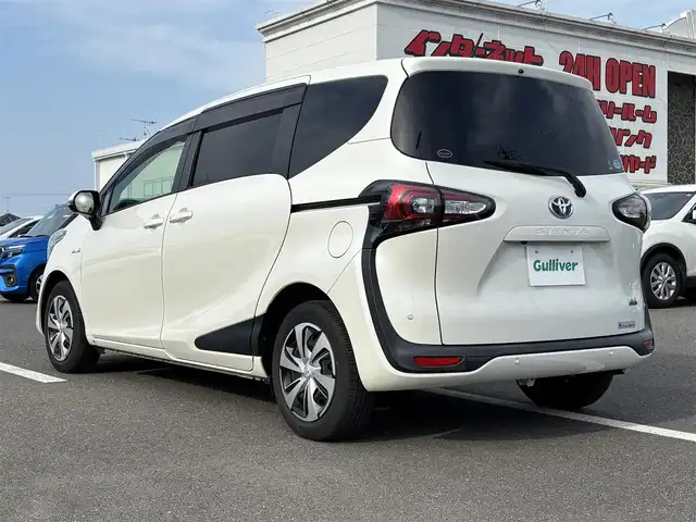 トヨタ シエンタ ハイブリッド G クエロ 大分県 2020(令2)年 7.9万km ホワイトパールクリスタルシャイン ・純正SDナビ(CD.DVD.SD.BT.USB.HDMI)/・全方位カメラ/・フルセグテレビ/・ヘッドアップディスプレイ/・衝突軽減ブレーキ/・コーナーセンサー/・ETC/・ドライブレコーダー/・シートヒーター/・ハンドルヒーター/・クルーズコントロール/・ステアリングリモコン/・ハーフレザーシート