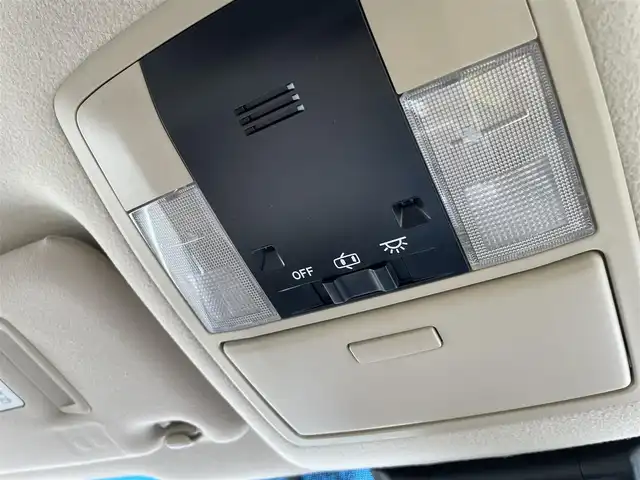 トヨタ ランドクルーザー プラド TX 石川県 2018(平30)年 6.6万km スーパーホワイトⅡ 4WD/ディーゼル/純正メモリーナビ/純正CD/DVD/フルセグTV/バックカメラ/LEDヘッドライト/衝突軽減ブレーキ/レーダークルーズ/ETC/ドライブレコーダー/スマートキー/プッシュスタート/電動ミラー/保証書