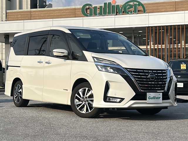 日産 セレナ ハイウェイスター 沖縄県 2020(令2)年 8.4万km ブリリアントホワイトパール 純正ナビ・TV・Bluetooth・CD/DVD/フリップダウンモニター/両側パワースライドドア/全方位カメラ/ドライブレコーダー/ETC/衝突軽減システム/オートライト/レーンキープアシスト/BSM/コーナーセンサー/LEDヘッドライト/革巻きステアリング/ステアリングスイッチ/純正アルミ/スマートキー