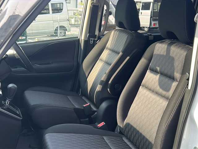 日産 セレナ ハイウェイスター 沖縄県 2020(令2)年 8.4万km ブリリアントホワイトパール 純正ナビ・TV・Bluetooth・CD/DVD/フリップダウンモニター/両側パワースライドドア/全方位カメラ/ドライブレコーダー/ETC/衝突軽減システム/オートライト/レーンキープアシスト/BSM/コーナーセンサー/LEDヘッドライト/革巻きステアリング/ステアリングスイッチ/純正アルミ/スマートキー