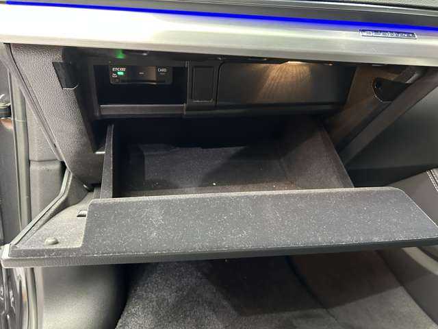 アウディ アウディ Ｑ５ SB 40TDIクワトロ Sライン 千葉県 2022(令4)年 6.2万km デイトナグレーパールエフェクト ＳラインプラスＰＫＧ　/半革　/ＡＣＣ　/ナビ　/ＴＶ　/Ｂｌｕｅｔｏｏｔｈ　/３６０°電動シート　/シートＨ　/電動リアゲート　/マトリクスヘッドライト　/バーチャルコックピット　/パーキングアシスト　/衝突軽減Ｂ　/ＢＳＭ