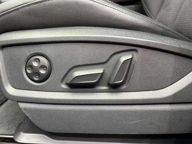 アウディ アウディ Ｑ５ SB 40TDIクワトロ Sライン 千葉県 2022(令4)年 6.2万km デイトナグレーパールエフェクト ＳラインプラスＰＫＧ　/半革　/ＡＣＣ　/ナビ　/ＴＶ　/Ｂｌｕｅｔｏｏｔｈ　/３６０°電動シート　/シートＨ　/電動リアゲート　/マトリクスヘッドライト　/バーチャルコックピット　/パーキングアシスト　/衝突軽減Ｂ　/ＢＳＭ