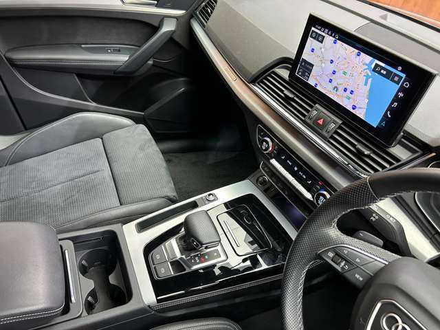 アウディ アウディ Ｑ５ SB 40TDIクワトロ Sライン 千葉県 2022(令4)年 6.2万km デイトナグレーパールエフェクト ＳラインプラスＰＫＧ　/半革　/ＡＣＣ　/ナビ　/ＴＶ　/Ｂｌｕｅｔｏｏｔｈ　/３６０°電動シート　/シートＨ　/電動リアゲート　/マトリクスヘッドライト　/バーチャルコックピット　/パーキングアシスト　/衝突軽減Ｂ　/ＢＳＭ