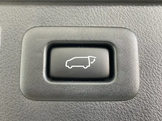 トヨタ アルファード S Cパッケージ 群馬県 2023(令5)年 2.8万km ホワイトパールクリスタルシャイン ツインサンルーフ　純正９型ディスプレイオーディオ　バックカメラ　レザーステアリング　シートヒーター　エアーシート　両側電動スライド　電動リアゲート　オットマン　アダプティブクルーズコントロール　禁煙車