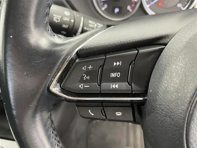 マツダ ＣＸ－５ 20S プロアクティブ 富山県 2018(平30)年 4.5万km スノーフレイクホワイトパールマイカ 純正ナビ（AM/FM/CD/DVD/SD/USB）/フルセグTV/アラウンドビューモニター/ヘッドアップディスプレイ/アダプティブクルーズコントロール/衝突被害軽減ブレーキ/レーンキープアシスト/オートマチックハイビーム/LEDヘッドライト/ブラインドスポットモニター/クリアランスソナー/電動リアゲート/ビルトインETC/スマートキー×２/プッシュスタート/アイドリングストップ/純正フロアマット