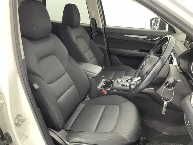 マツダ ＣＸ－５ 20S プロアクティブ 富山県 2018(平30)年 4.5万km スノーフレイクホワイトパールマイカ 純正ナビ（AM/FM/CD/DVD/SD/USB）/フルセグTV/アラウンドビューモニター/ヘッドアップディスプレイ/アダプティブクルーズコントロール/衝突被害軽減ブレーキ/レーンキープアシスト/オートマチックハイビーム/LEDヘッドライト/ブラインドスポットモニター/クリアランスソナー/電動リアゲート/ビルトインETC/スマートキー×２/プッシュスタート/アイドリングストップ/純正フロアマット