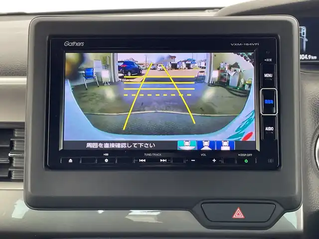 ホンダ Ｎ ＢＯＸ カスタム L スタイル+ブラック 栃木県 2022(令4)年 3.6万km プラチナホワイトパール 純正ナビ/(ワンセグ・Bluetooth・CD・DVD)/ホンダセンシング/ ・衝突軽減システム/ ・レーンキープアシスト/ ・後方コーナーセンサー/ ・オートクルーズコントロール/バックカメラ/前方ドライブレコーダー/両側パワースライドドア/LEDヘッドライト/オートライト/オートブレーキホールド/前席シートヒーター/純正フロアマット/純正アルミホイール/ETC/純正サイド・リアエアロ/スマートキー/禁煙車/保証書