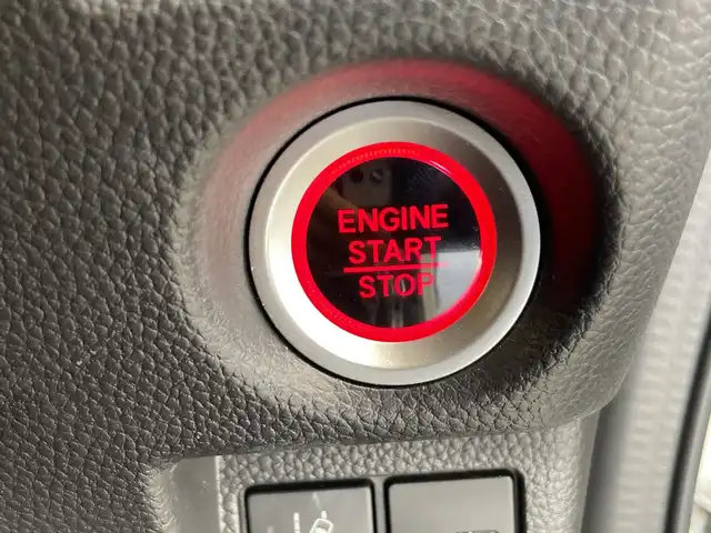 ホンダ Ｎ ＢＯＸ カスタム L スタイル+ブラック 栃木県 2022(令4)年 3.6万km プラチナホワイトパール 純正ナビ/(ワンセグ・Bluetooth・CD・DVD)/ホンダセンシング/ ・衝突軽減システム/ ・レーンキープアシスト/ ・後方コーナーセンサー/ ・オートクルーズコントロール/バックカメラ/前方ドライブレコーダー/両側パワースライドドア/LEDヘッドライト/オートライト/オートブレーキホールド/前席シートヒーター/純正フロアマット/純正アルミホイール/ETC/純正サイド・リアエアロ/スマートキー/禁煙車/保証書
