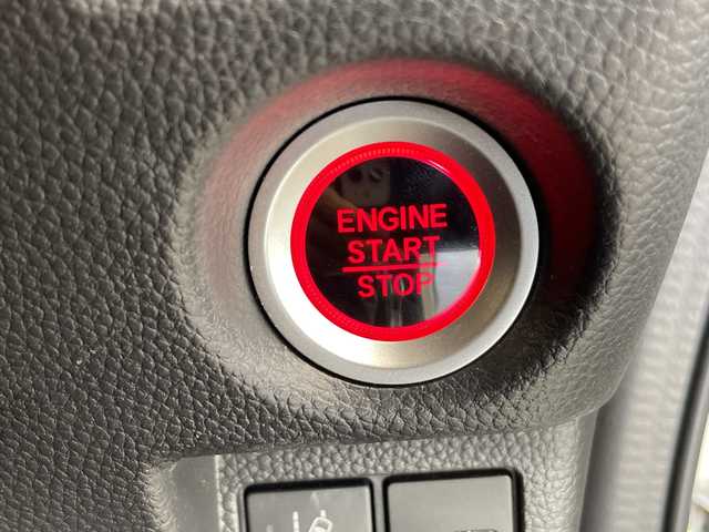 ホンダ Ｎ ＢＯＸ カスタム L スタイル+ブラック 栃木県 2022(令4)年 3.6万km プラチナホワイトパール 純正ナビ/(ワンセグ・Bluetooth・CD・DVD)/ホンダセンシング/ ・衝突軽減システム/ ・レーンキープアシスト/ ・後方コーナーセンサー/ ・オートクルーズコントロール/バックカメラ/前方ドライブレコーダー/両側パワースライドドア/LEDヘッドライト/オートライト/オートブレーキホールド/前席シートヒーター/純正フロアマット/純正アルミホイール/ETC/純正サイド・リアエアロ/スマートキー/禁煙車/保証書