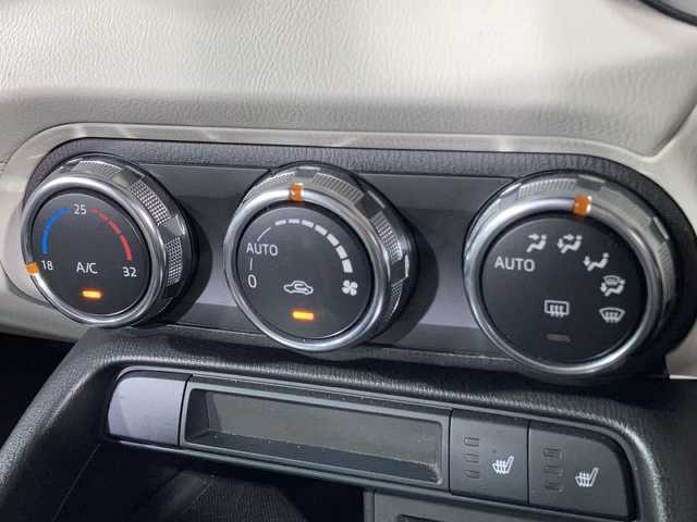 マツダ ロードスター S レザーPKG ホワイトセレクション 沖縄県 2021(令3)年 2万km ディープクリスタルブルーマイカ 禁煙車/6速MT/純正ナビ/【CD/DVD/フルセグTV/BT】/BOSEサウンド/バックカメラ/クルーズコントロール/レザーシート/シートヒーター/スマートシティーブレーキサポート/ブラインドスポットモニター/コーナーセンサー/車線逸脱警報機能/純正LEDヘッドライト/オートライト/スマートキー