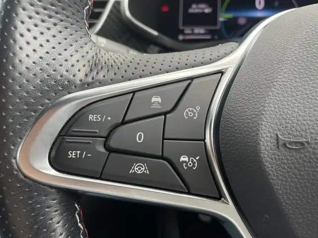 ルノー ルノー アルカナ RSライン E-テックハイブリッド 東京都 2022(令4)年 2.1万km パール 純正ディスプレイオーディオ/Bluetooth接続/360°カメラ/Apple Carplay/Android AUto/ワンオーナー/シートヒーター/ハーフレザーシート/アダプティブクルーズコントロール/衝突被害軽減ブレーキ/レーンキープアシスト/ブラインドスポットモニター/ETC/D席/N席電動パワーシート/スマートキー/プッシュスタート/サイドエアバック/カーテンエアバック