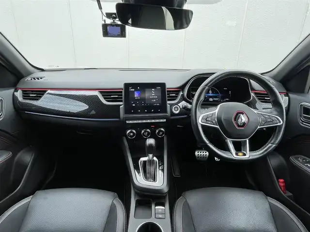 ルノー ルノー アルカナ RSライン E-テックハイブリッド 東京都 2022(令4)年 2.1万km パール 純正ディスプレイオーディオ/Bluetooth接続/360°カメラ/Apple Carplay/Android AUto/ワンオーナー/シートヒーター/ハーフレザーシート/アダプティブクルーズコントロール/衝突被害軽減ブレーキ/レーンキープアシスト/ブラインドスポットモニター/ETC/D席/N席電動パワーシート/スマートキー/プッシュスタート/サイドエアバック/カーテンエアバック