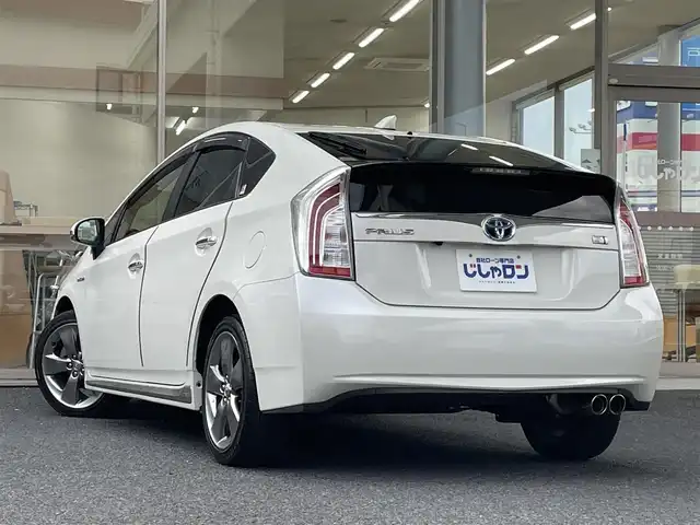 トヨタ プリウス S ツーリングセレ マイコーデ 岐阜県 2014(平26)年 10.7万km ホワイトパールクリスタルシャイン (株)IDOMが運営する【じしゃロン多治見店】の自社ローン専用車両になります。こちらは現金またはオートローンご利用時の価格です。自社ローンご希望の方は別途その旨お申付け下さい。/ディーラーオプションナビ/（Bluetooth.CD.DVD.フルセグテレビ）/ビルトインETC/プッシュスタート/バックカメラ/オートライト/ISOFIX