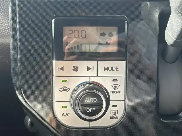 トヨタ ルーミー G－T 愛媛県 2020(令2)年 2.6万km ブラックマイカメタリック 純正9型ナビ/純正12.1型フリップダウンモニター/両側パワースライドドア/純正ドライブレコーダー/バックカメラ/クルーズコントロール/アイドリングストップ/衝突被害軽減装置/車線逸脱防止装置/クリアランスソナー/ステアリングリモコン/後席サンシェイド/電動格納ミラー/ヘッドライトレベライザー/シガーソケット/純正ホイールキャップ/現状サマー(鉄)(165/65/R14)/DUNLOP ENASAVE EC300+/禁煙車