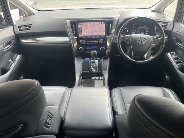 トヨタ アルファードハイブリット SR Cパッケージ 宮城県 2017(平29)年 3.7万km ブラック ４WD/サンルーフ/社外メモリナビ/（DVD/フルセグ/Bluetooth/HDMI）/バックカメラ/ETC/社外フリップダウンモニター/両側パワースライドドア/レザーシート/パワーシート(前席)/シートヒーター(前席)/エアシート(前席)/パワーバックドア/TOYOTA Safety Sense C/・プリクラッシュセーフティ/・レーンディパーチャーアラート/・先行車発進告知機能/・オートマチックハイビーム/純正17インチアルミホイール/LEDヘッドライト/カーテンエアバック/レーダークルーズコントロール/スマートキー/スペアキー２本/保証書/取扱説明書