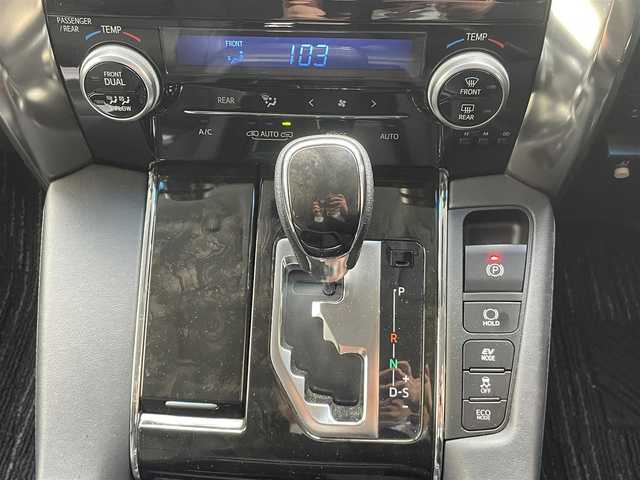 トヨタ アルファードハイブリット SR Cパッケージ 宮城県 2017(平29)年 3.7万km ブラック ４WD/サンルーフ/社外メモリナビ/（DVD/フルセグ/Bluetooth/HDMI）/バックカメラ/ETC/社外フリップダウンモニター/両側パワースライドドア/レザーシート/パワーシート(前席)/シートヒーター(前席)/エアシート(前席)/パワーバックドア/TOYOTA Safety Sense C/・プリクラッシュセーフティ/・レーンディパーチャーアラート/・先行車発進告知機能/・オートマチックハイビーム/純正17インチアルミホイール/LEDヘッドライト/カーテンエアバック/レーダークルーズコントロール/スマートキー/スペアキー２本/保証書/取扱説明書