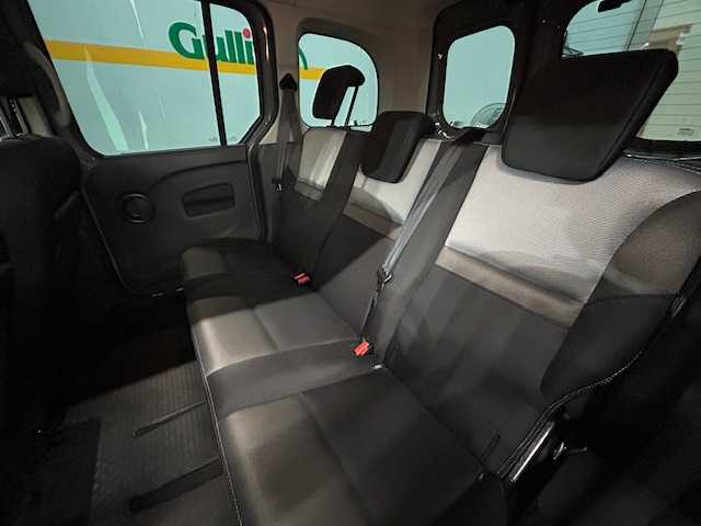 ルノー カングー プラティーク 宮城県 2018(平30)年 5.5万km グレー ルーフレール/社外ナビ/FM/AM/BT/i Pod/USB/AUX/DVD/CD/フルセグTV/バックカメラ/両側スライドドア/追従型クルーズコントロール/コーナーセンサー/MTモード搭載/横滑り防止装置/衝突被害軽減システム/夏タイヤ15インチ/冬タイヤ15インチ/ヘッドランプレベライザー/LEDライト/純正フロアマット/電動格納ミラー/前後ドライブレコーダー/ETC/保証書・記録簿・取扱説明書