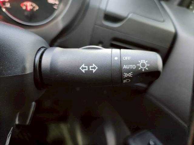 日産 エクストレイル 20X 岩手県 2011(平23)年 7.9万km ダイヤモンドブラック 全席シートヒーター　/社外ナビ　/Ｂｌｕｅｔｏｏｔｈ／ＣＤ／ＤＶＤ　/ダウンヒルアシストコントロール　/ＥＴＣ　/４ＷＤ　/ルーフレール　/ルーフキャリア　/フロントグリル＆エンブレムマッドブラック塗装