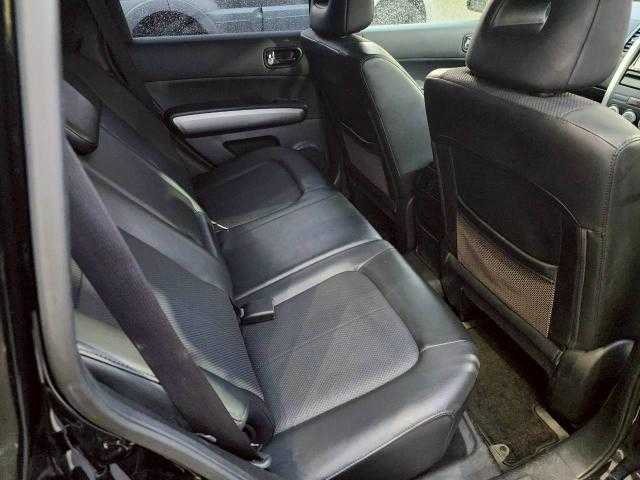 日産 エクストレイル 20X 岩手県 2011(平23)年 7.9万km ダイヤモンドブラック 全席シートヒーター　/社外ナビ　/Ｂｌｕｅｔｏｏｔｈ／ＣＤ／ＤＶＤ　/ダウンヒルアシストコントロール　/ＥＴＣ　/４ＷＤ　/ルーフレール　/ルーフキャリア　/フロントグリル＆エンブレムマッドブラック塗装