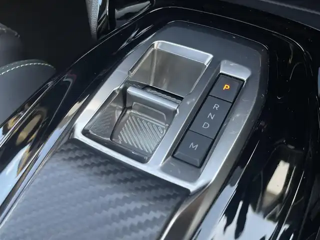 プジョー プジョー ２０８ GT 東京都 2022(令4)年 2.9万km パール パノラマルーフ/純正ＤＡ/Ｂカメラ/ＡｐｌｌｅＣａｒＰｌａｙ/レーダークルーズ/ハーフレザーシート/シートヒーター/前後ドラレコ/ＥＴＣ