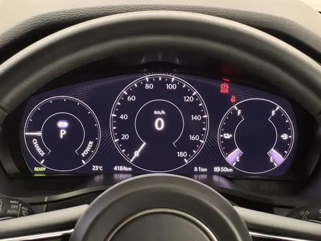 マツダ ＣＸ－６０ ＰＨＥＶ エクスクルーシブスポーツ 三重県 2023(令5)年 0.5万km プラチナクォーツメタリック ガソリン・プラグインハイブリッド/フルタイム4WD/MTモード付フロア8AT/12.3型ナビ/（AM/FM/USB/HDMI/CarPlay/AndroidAuto/Bluetooth/TV）/360ビュー・モニター/BOSEサウンドシステム（12スピーカー）/i-ACTIVSENSE/・スマートブレーキサポート/・レーダークルーズコントロール/・クルージング&トラフィックサポート/・ドライバーモニタリング/・レーンキープアシストシステム/・ブラインドスポットモニタリング/・リヤクロストラフィックアラート/・パーキングセンサー（前後）/など/装備/・ドライバー・パーソナライゼーション・システムパッケージ/（自動ドライビングポジションガイド＋エントリーアシスト）/・ハンズフリーパワーリフトゲート/・黒革シート/・シートヒーター（D/N/2nd）/・シートベンチレーション（D/N）/・パワーシート（Dメモリー付10way/N10way）/・ステアリングヒーター/・HUD/・AC100Vコンセント（100Wx1、荷室内1500Wx1）&USB充電ジャック&ワイヤレス充電/・ダウンヒルアシストコントロール/・保/取/充電ケーブル/・スマートキーx2/・純正20inAW/など