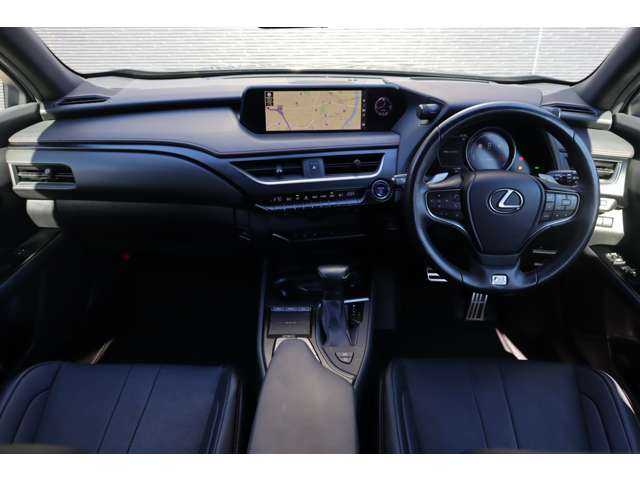 レクサス ＵＸ 250h Fスポーツ 大分県 2019(平31)年 5万km 黒 Lexus Safety System＋/サンルーフ/純正ナビ/地デジ/Bluetooth/360°カメラ/黒革/シートヒーター/エアシート/パワーシート/ステアリングヒーター/純正18インチAW/純正フロアマット/ETC/社外ドライブレコーダー前後