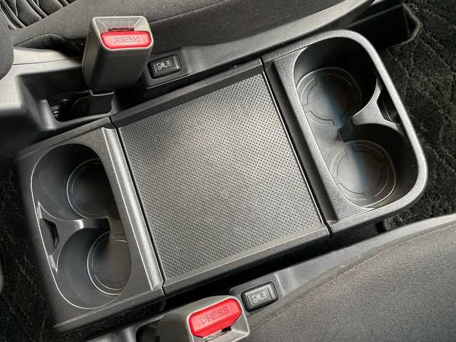 三菱 デリカＤ：５ P 新潟県 2019(平31)年 4.7万km ウォームホワイトパール 4WD/純正10.1インチSDナビ/CD/DVD/BT/フルセグテレビ/SDミュージックサーバー/全方位カメラ/ETC/ドライブレコーダー/衝突被害軽減ブレーキ/レーンキープアシスト/レーダークルーズコントロール/両側パワースライドドア/運転席パワーシート/シートヒーター/パドルシフト/ステアリングスイッチ/パワーバックドア/スマートキー/プッシュスタート/LEDヘッドライト/オートライト/フォグランプ/純正18インチアルミホイール