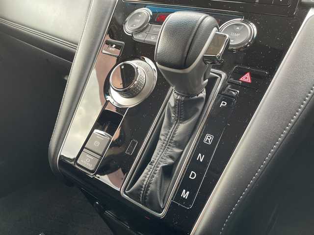 三菱 デリカＤ：５ P 新潟県 2019(平31)年 4.7万km ウォームホワイトパール 4WD/純正10.1インチSDナビ/CD/DVD/BT/フルセグテレビ/SDミュージックサーバー/全方位カメラ/ETC/ドライブレコーダー/衝突被害軽減ブレーキ/レーンキープアシスト/レーダークルーズコントロール/両側パワースライドドア/運転席パワーシート/シートヒーター/パドルシフト/ステアリングスイッチ/パワーバックドア/スマートキー/プッシュスタート/LEDヘッドライト/オートライト/フォグランプ/純正18インチアルミホイール