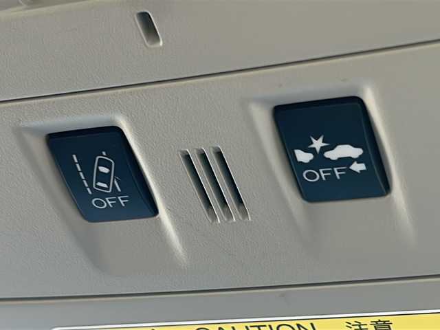 スバル インプレッサ Ｇ４ 2．0i アイサイト プラウドED 広島県 2015(平27)年 5.6万km ダークグレーメタリック 禁煙/4WD/アイサイト/レーダークルーズコントロール/コーナーセンサー/社外ナビ（AVIC-RZ09）/・フルセグ/CD/DVD/Bluetooth/MSV/SD/B-CASカードエラー/バックカメラ/D/Nパワーシート/革巻きステアリング/オートライト/パドルシフト/ＨＩＤヘッドライト/フォグランプ/ドライブレコーダー/ＥＴＣ