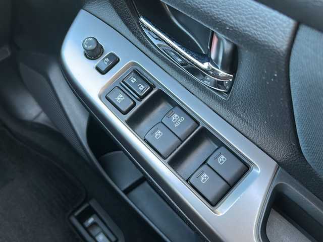 スバル インプレッサ Ｇ４ 2．0i アイサイト プラウドED 広島県 2015(平27)年 5.6万km ダークグレーメタリック 禁煙/4WD/アイサイト/レーダークルーズコントロール/コーナーセンサー/社外ナビ（AVIC-RZ09）/・フルセグ/CD/DVD/Bluetooth/MSV/SD/B-CASカードエラー/バックカメラ/D/Nパワーシート/革巻きステアリング/オートライト/パドルシフト/ＨＩＤヘッドライト/フォグランプ/ドライブレコーダー/ＥＴＣ