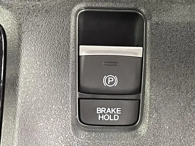 ホンダ Ｎ ＢＯＸ カスタム 熊本県 2024(令6)年 0.9万km プラチナホワイトパール ワンオーナー　/禁煙車　/純正８インチディスプレイオーディオ（ＡｐｐｌＣａｒＰｌａｙ・ＡｎｄｒｏｉｄＡｕｔｏ・ＵＳＢ）/バックカメラ　/ビルトインＥＴＣ　/レーダークルーズコントロール/両側パワースライドドア　/前後クリアランスソナー/衝突軽減ブレーキ/レーンキープアシスト/横滑り防止/アイドリングストップ/前席シートヒーター/電動格納ミラー/純正フロアマット/純正１４インチAW/オートライト/LEDヘッドライト/スマートキー/プッシュスタート