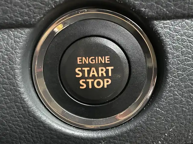 スズキ ハスラー F リミテッド 滋賀県 2017(平29)年 6.7万km アクティブイエロー/ホワイト2トーンルーフ ４WD/純正ナビ/・Bluetooth/ワンセグ/・CD/DVD/バックカメラ/ステアリングリモコン/前後ドライブレコーダー/ETC/前席シートヒーター/LEDオートライト/デュアルカメラブレーキサポート/スマートキー/社外AW付サマータイヤ積載