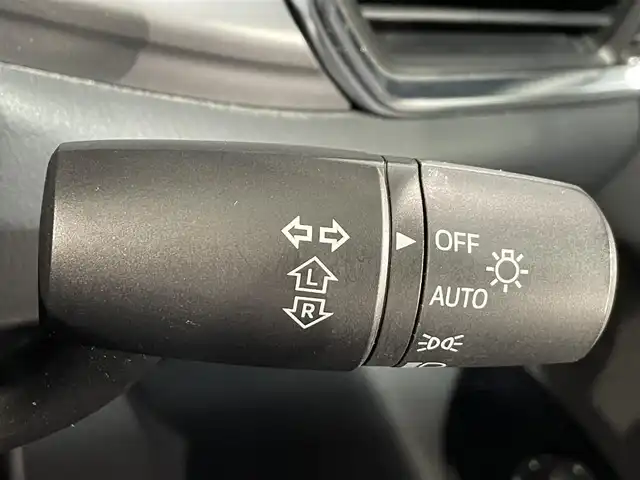 マツダ ＣＸ－５ 20S プロアクティブ 愛知県 2017(平29)年 2.4万km チタニウムフラッシュマイカ 純正ナビ（AM/FM/CD/DVD/BT/USB/ワンセグ）/バックカメラ/ETC/ブラインドスポットモニター/ヘッドアップディスプレイ/衝突被害軽減システム/レーダークルーズコントロール/レーンキープアシスト/コーナーセンサー/横滑り防止装置/アイドリングストップ/オートホールド付電子パーキング/純正アルミホイール/純正フロアマット/オートLEDライト/オートマチックハイビーム/革巻きステアリング/ステアリングスイッチ/スマートキー