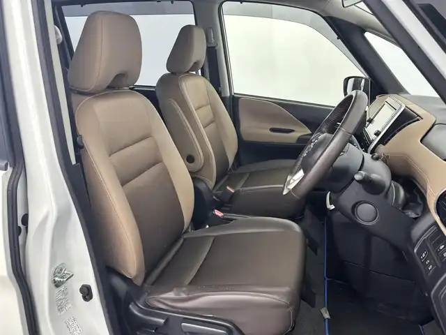 日産 セレナ e－パワー ハイウェイスター V 富山県 2019(令1)年 5.5万km ブリリアントホワイトパール 純正SDナビ/（CD・DVD・BD・BT・MSV・AUX）/フルセグTV/バックカメラ/純正フリップダウンモニター/両側パワースライドドア/ハンズフリースライドドア/クルーズコントロール/衝突軽減ブレーキ/車線逸脱警報/寒冷地仕様/純正ドラレコ/純正ビルトインETC/LEDヘッドライト/フォグライト/オートライト/シートバックテーブル/ハーフレザーシート（茶色）/前席シートヒーター/スマートキー/プッシュスタート/ドアバイザー/ステアリングヒーター/ISOFIX/2列目USB