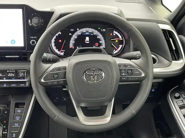 トヨタ ヴォクシー S－Z 福井県 2024(令6)年 0.6万km ホワイトパールクリスタルシャイン 純正ディスプレイオーディオ　/純正フリップダウンモニター/両側パワースライドドア /電動リアゲート/CD DVD BT フルセグTV /スマートフォン連携　HDMI USB /バックカメラ　/アダプティブクルーズコントロール　/トヨタセーフティーセンス　/デジタルインナーミラー /HUD/前後ドライブレコーダー/ステアリングヒーター