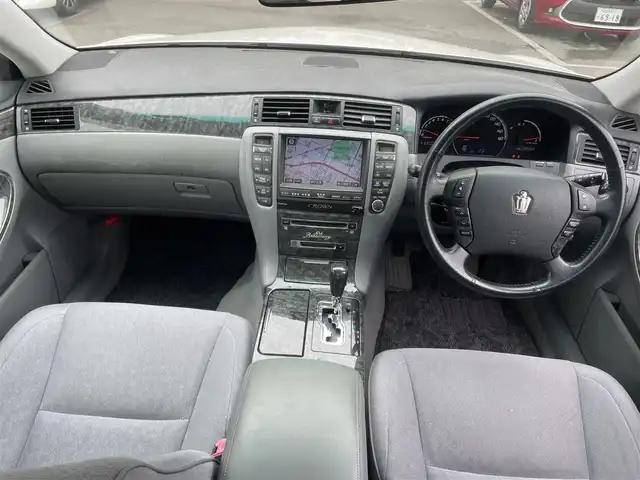 トヨタ クラウン ロイヤル Rエクストラ Qプレミアム 50t 兵庫県 2005(平17)年 14.6万km ライムホワイトパールクリスタルシャイン 純正メーカーナビ/（CD/MD）/バックカメラ/HIDヘッドライト/AUTOライト/アルミ付きサマータイヤ積み込み/クルーズコントロール/ビルトインETC/スマートキー/スペアキー