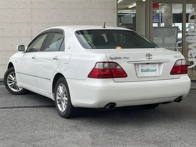 トヨタ クラウン ロイヤル Rエクストラ Qプレミアム 50t 兵庫県 2005(平17)年 14.6万km ライムホワイトパールクリスタルシャイン 純正メーカーナビ/（CD/MD）/バックカメラ/HIDヘッドライト/AUTOライト/アルミ付きサマータイヤ積み込み/クルーズコントロール/ビルトインETC/スマートキー/スペアキー