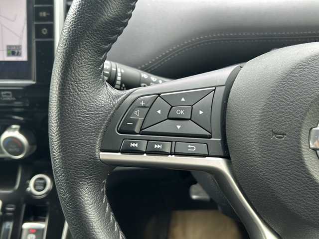 日産 セレナ ハイウェイスター V 福岡県 2020(令2)年 6.2万km ブリリアントホワイトパール プロパイロット/純正10インチSDナビ【MM519D-L】/【AM/FM/CD/DVD/Bluetooth/フルセグTV】/純正11インチフリップダウンモニター/バックカメラ/アラウンドビューモニター/ビルトインETC/日産純正前方ドライブレコーダー【DJ4-D】/アイドリングストップ/レーダークルーズコントロール/エマージェンシーブレーキ/速度標識表示/道路標識表示/駐車支援/ふらつき警報/両側電動パワースライドドア/オートブレーキホールド/オートライト/WAC/ステアリングスイッチ/盗難防止装置/横滑り防止装置/保証書/ナビ取扱説明書/スペアキー×1