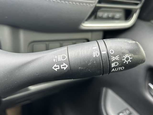 日産 セレナ ハイウェイスター V 福岡県 2020(令2)年 6.2万km ブリリアントホワイトパール プロパイロット/純正10インチSDナビ【MM519D-L】/【AM/FM/CD/DVD/Bluetooth/フルセグTV】/純正11インチフリップダウンモニター/バックカメラ/アラウンドビューモニター/ビルトインETC/日産純正前方ドライブレコーダー【DJ4-D】/アイドリングストップ/レーダークルーズコントロール/エマージェンシーブレーキ/速度標識表示/道路標識表示/駐車支援/ふらつき警報/両側電動パワースライドドア/オートブレーキホールド/オートライト/WAC/ステアリングスイッチ/盗難防止装置/横滑り防止装置/保証書/ナビ取扱説明書/スペアキー×1