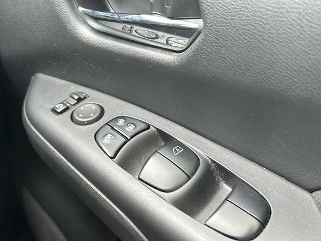 日産 セレナ ハイウェイスター V 福岡県 2020(令2)年 6.2万km ブリリアントホワイトパール プロパイロット/純正10インチSDナビ【MM519D-L】/【AM/FM/CD/DVD/Bluetooth/フルセグTV】/純正11インチフリップダウンモニター/バックカメラ/アラウンドビューモニター/ビルトインETC/日産純正前方ドライブレコーダー【DJ4-D】/アイドリングストップ/レーダークルーズコントロール/エマージェンシーブレーキ/速度標識表示/道路標識表示/駐車支援/ふらつき警報/両側電動パワースライドドア/オートブレーキホールド/オートライト/WAC/ステアリングスイッチ/盗難防止装置/横滑り防止装置/保証書/ナビ取扱説明書/スペアキー×1