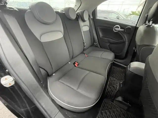 フィアット ５００Ｘ ポップスター 滋賀県 2016(平28)年 4.9万km 黒 社外ナビ/CD.DVDBluetooth.フルセグ/バックカメラ/ETC/純正17インチAW/コーナーセンサー/革巻きステアリング/フォグライト/オートライト
