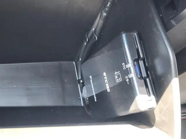 マツダ ＣＸ－５ XD ブラックトーンエディション 群馬県 2022(令4)年 4.2万km ジルコンサンドメタリック 純正10.25型ナビ(BT/AM/FM)/フルセグTV/パワーバックドア/360度ビューモニター/ETC2.0/ドライブレコーダー/レーダークルーズコントロール/パーキングセンサー/アドバンストスマートシティブレーキサポート/後退時スマートシティブレーキサポート/誤発進抑制制御/ブラインドスポットモニタリング/車線逸脱警報システム/レーンキープアシストシステム/ドライバーアテンションアラート/アクティブドライビングディスプレイ/交通標識認識システム/クルージングトラフィックサポート/ツインターボ/アダプティブLEDヘッドランプ/本革巻きステアリング/ステアリングヒーター/パドルシフト/合皮/グランリュクスコンビシート/前席シートヒーター/運転席シートメモリー/純正19インチアルミホイール/アドバンストキーレスエントリーシステム/禁煙車