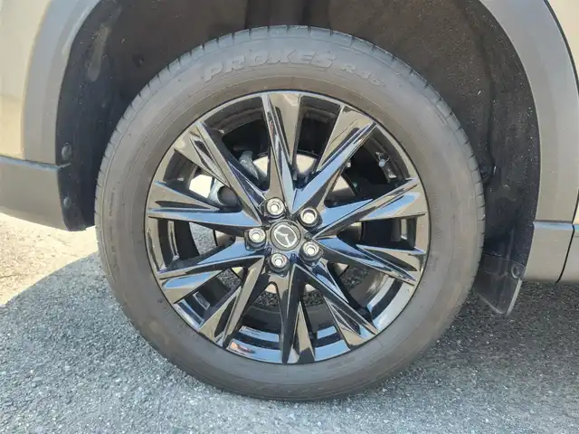 マツダ ＣＸ－５ XD ブラックトーンエディション 群馬県 2022(令4)年 4.2万km ジルコンサンドメタリック 純正10.25型ナビ(BT/AM/FM)/フルセグTV/パワーバックドア/360度ビューモニター/ETC2.0/ドライブレコーダー/レーダークルーズコントロール/パーキングセンサー/アドバンストスマートシティブレーキサポート/後退時スマートシティブレーキサポート/誤発進抑制制御/ブラインドスポットモニタリング/車線逸脱警報システム/レーンキープアシストシステム/ドライバーアテンションアラート/アクティブドライビングディスプレイ/交通標識認識システム/クルージングトラフィックサポート/ツインターボ/アダプティブLEDヘッドランプ/本革巻きステアリング/ステアリングヒーター/パドルシフト/合皮/グランリュクスコンビシート/前席シートヒーター/運転席シートメモリー/純正19インチアルミホイール/アドバンストキーレスエントリーシステム/禁煙車
