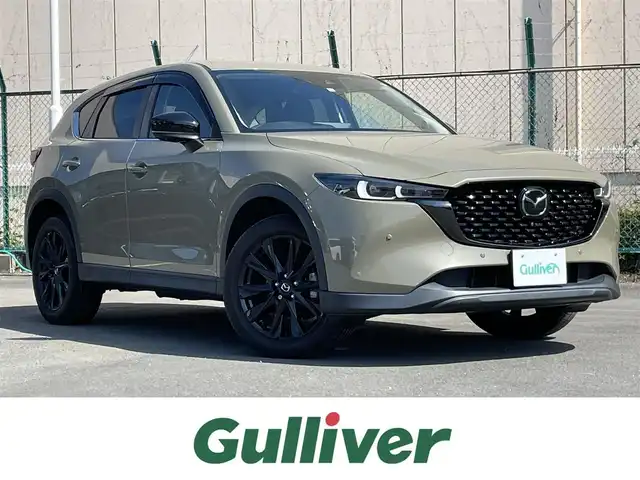 マツダ ＣＸ－５ XD ブラックトーンエディション 東京都 2022(令4)年 4.2万km ジルコンサンドメタリック i-ACTIVSENSE/・衝突軽減ブレーキ/・ブラインドスポットモニタリング/・レーンキープアシストシステム/・クリアランスソナー/・速度標識警報/・車線逸脱警報システム/・レーダークルーズコントロール/純正メーカーナビ/・フルセグTV/・Bluetooth/・AppleCarPlay/AndroidAuto/・FM/AM/USB/BOSE/360°ビューモニター/ドライブレコーダー/ETC/パワーバックドア/ヘッドアップディスプレイ/革巻きステアリング/ステアリングスイッチ/パドルシフト/ステアリングヒーター/ブラックハーフレザーシート/運転席パワーシート/前席シートヒーター/電子パーキング/ブレーキオートホールド/スマートキー/プッシュスタート/LEDヘッドライト/オートライト/置くだけ充電/純正19インチAW/純正フロアマット/ドアバイザー/電動格納ウィンカーミラー/横滑り防止機能